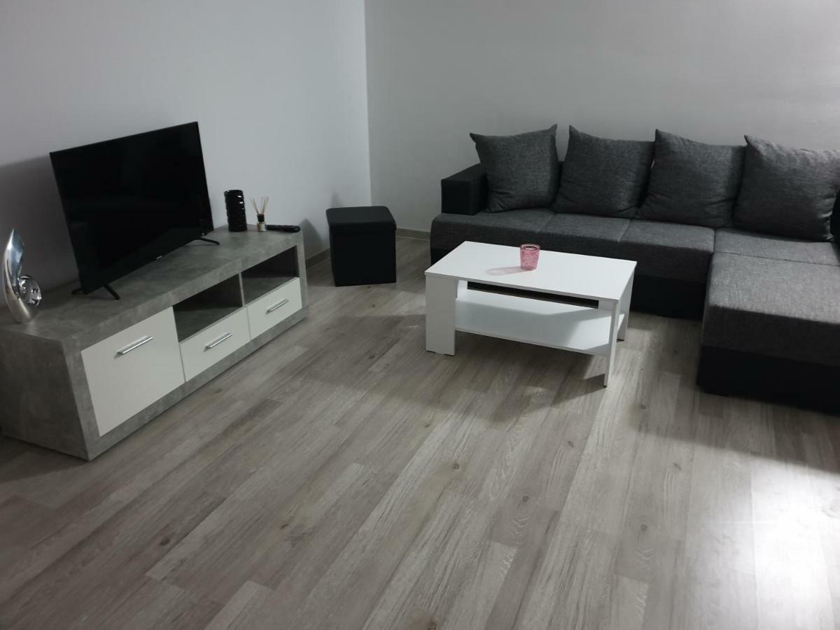 Apartman Luma Baška Voda Eksteriør bilde