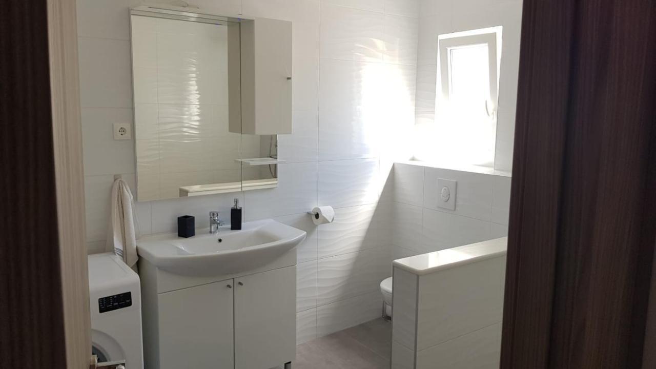 Apartman Luma Baška Voda Eksteriør bilde